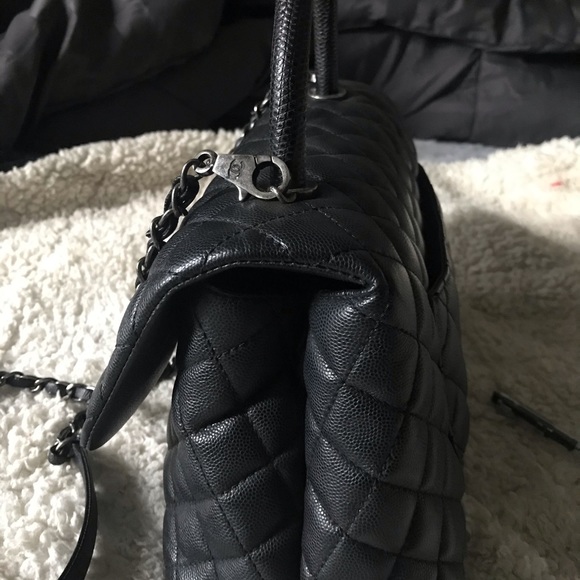 SOLD‼️ CHANEL SMALL COCO HANDLE RHW LIZARD HANDLE - Picture 5 of 16